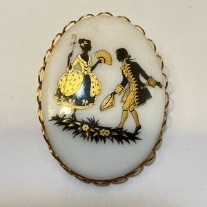 Vintage glass cameo Little Bo Peep courting scene on glass brooch
